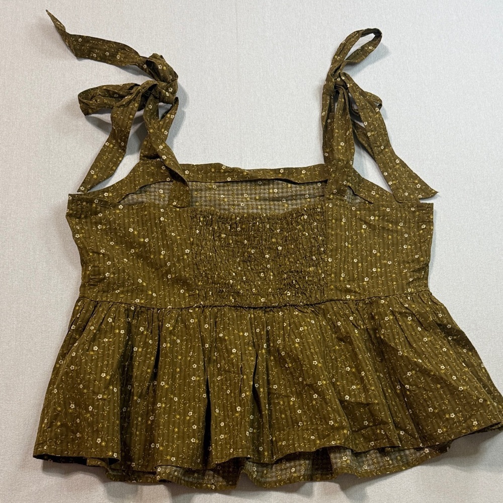 Madewell Olive Smocked Top - Picture 5 of 7